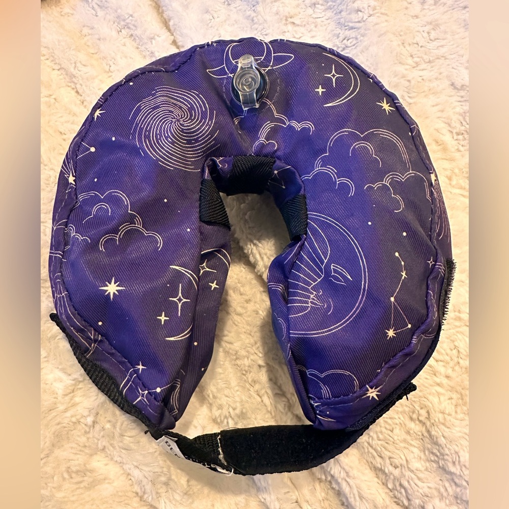 NWT Inflatable Dog Cone Collar, Small